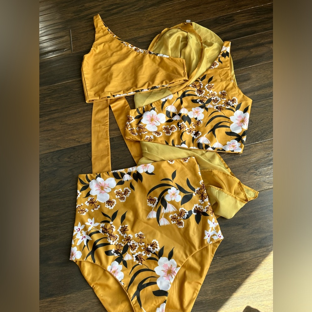 5 piece Baiia Bathing Suit 14/16